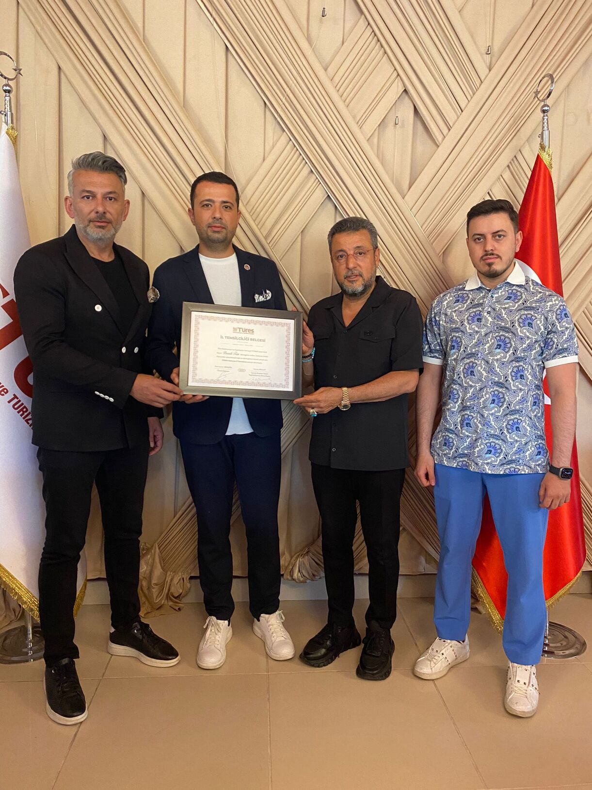 Sakarya Şube Başkanımız Burak Tan'a İl Temsilcilik Belgesi teslim edildi