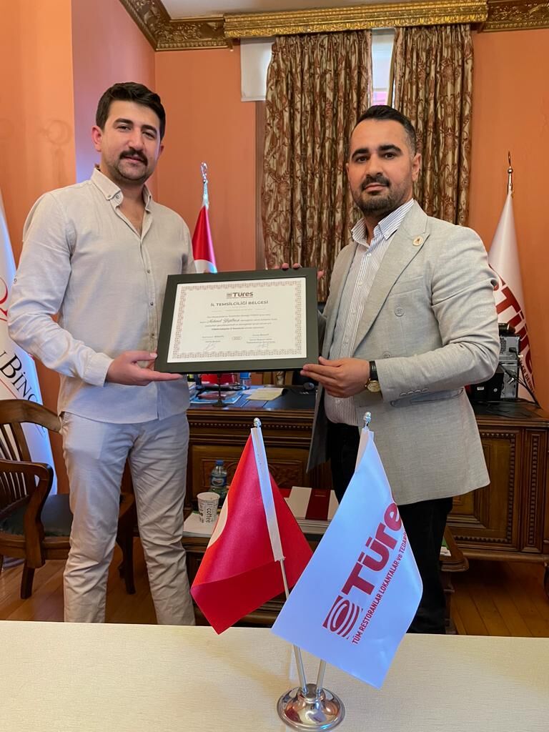 Eskişehir Şube Başkanımız Mehmet Yiğitbaşı'na TÜRES İl Temsilcilik Belgesi'ni teslim ettik